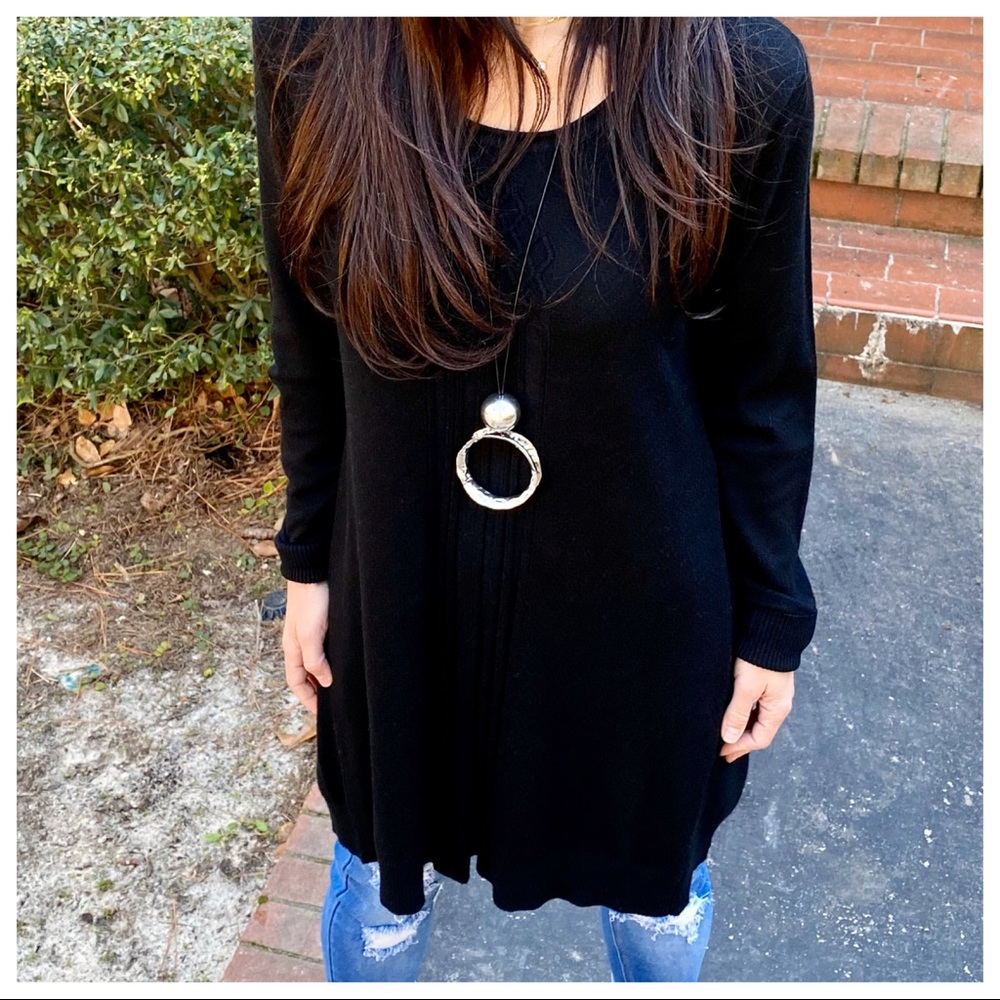 ✨PARIS✨Cashmere blend black soft tunic sweater - Picture 7 of 7